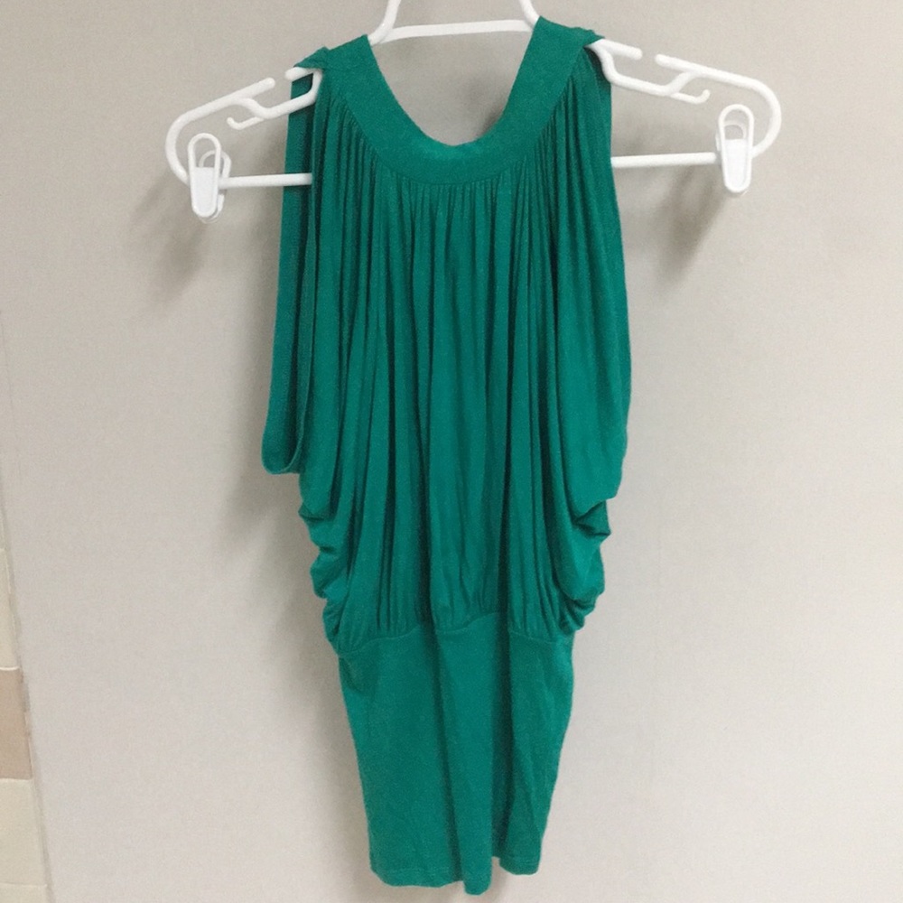 NWOT! Green Halter Knot Style Keyhole Cut-Out Tank
